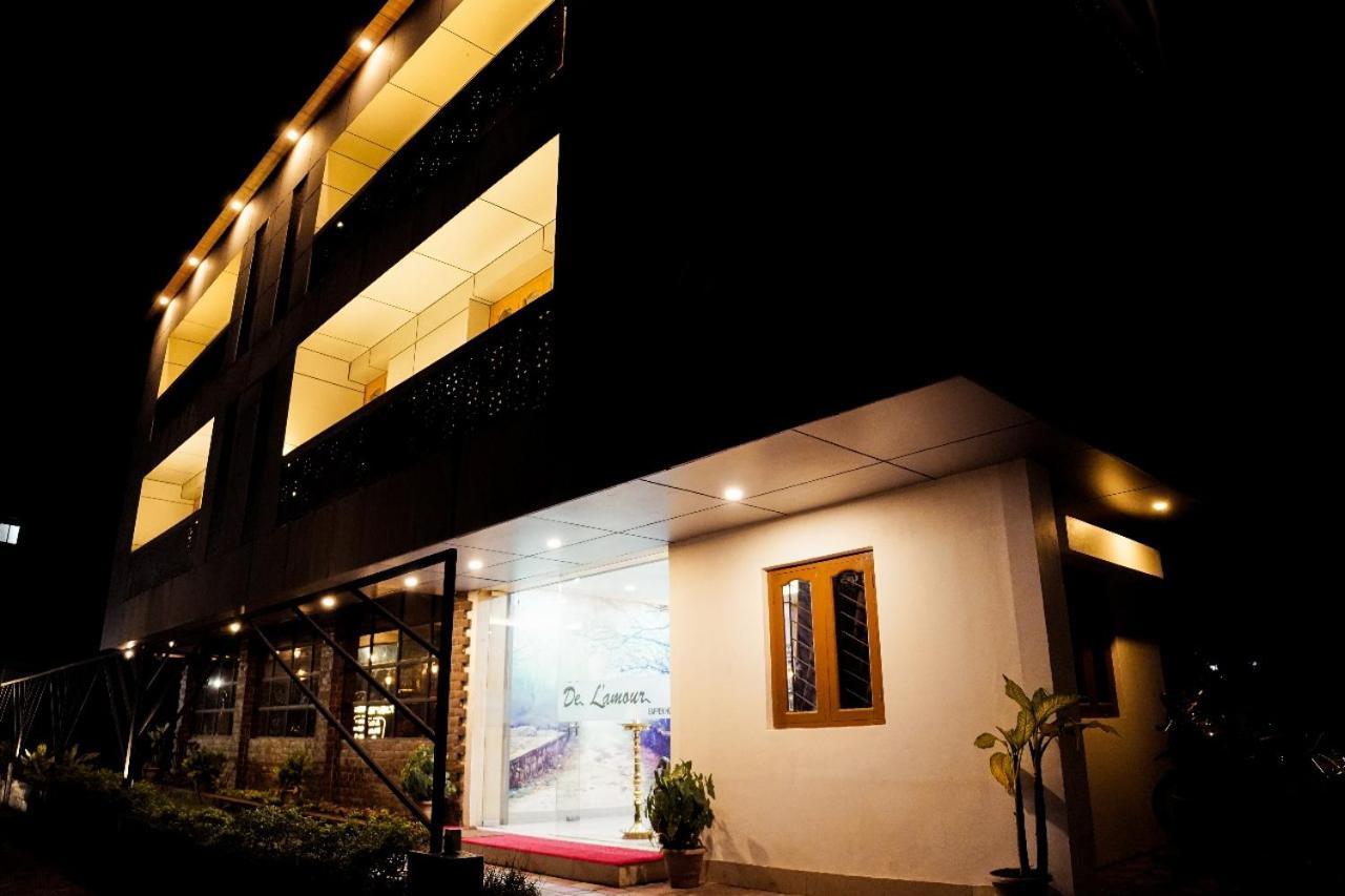 Hotel De L'Amour Port Blair Exterior photo